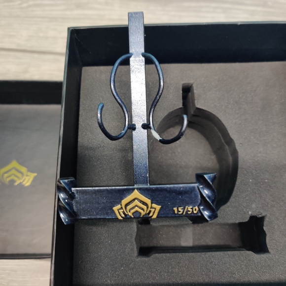 War frame mask and frame - Picture 3 of 5